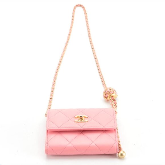 Chanel Pink Quilted Lambskin Pearl Crush Clutch W/ Chain - Picture 3 of 6